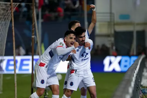 Imagem que mostra a equipa Olympic Club na Taça das Conferações
